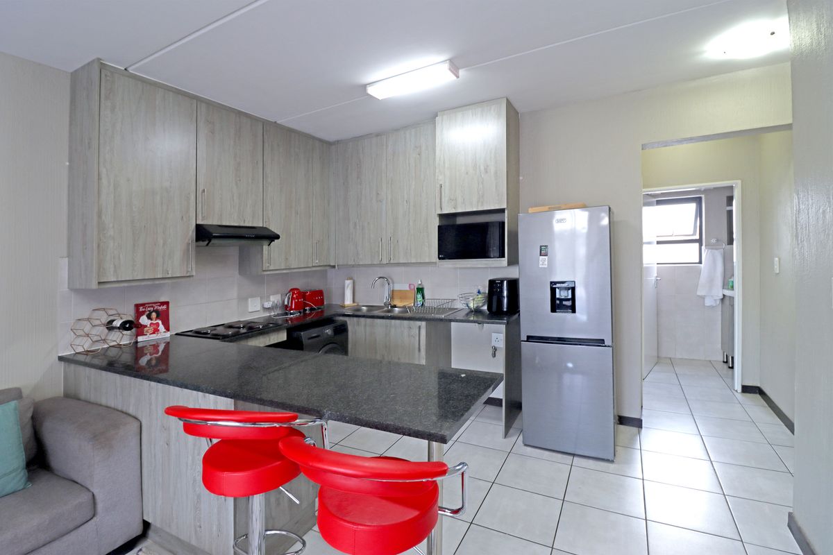 Prime Location in Grange Park, Barbeque Downs, Midrand - Photo 5