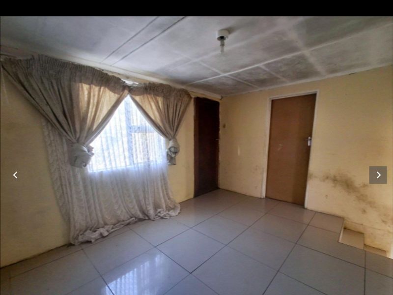 2-Bedroom Home for Sale - Photo 2