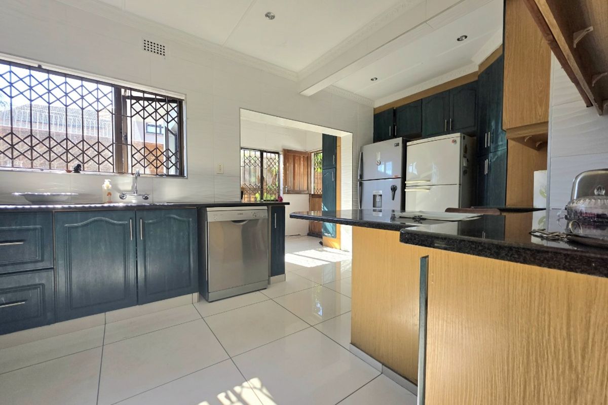 Your Family’s Forever Home Awaits – Spacious 4-Bedroom in Isipingo Hills! - Photo 3