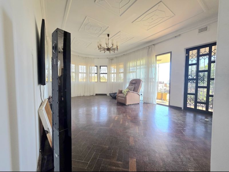 Your Family’s Forever Home Awaits – Spacious 4-Bedroom in Isipingo Hills! - Photo 7