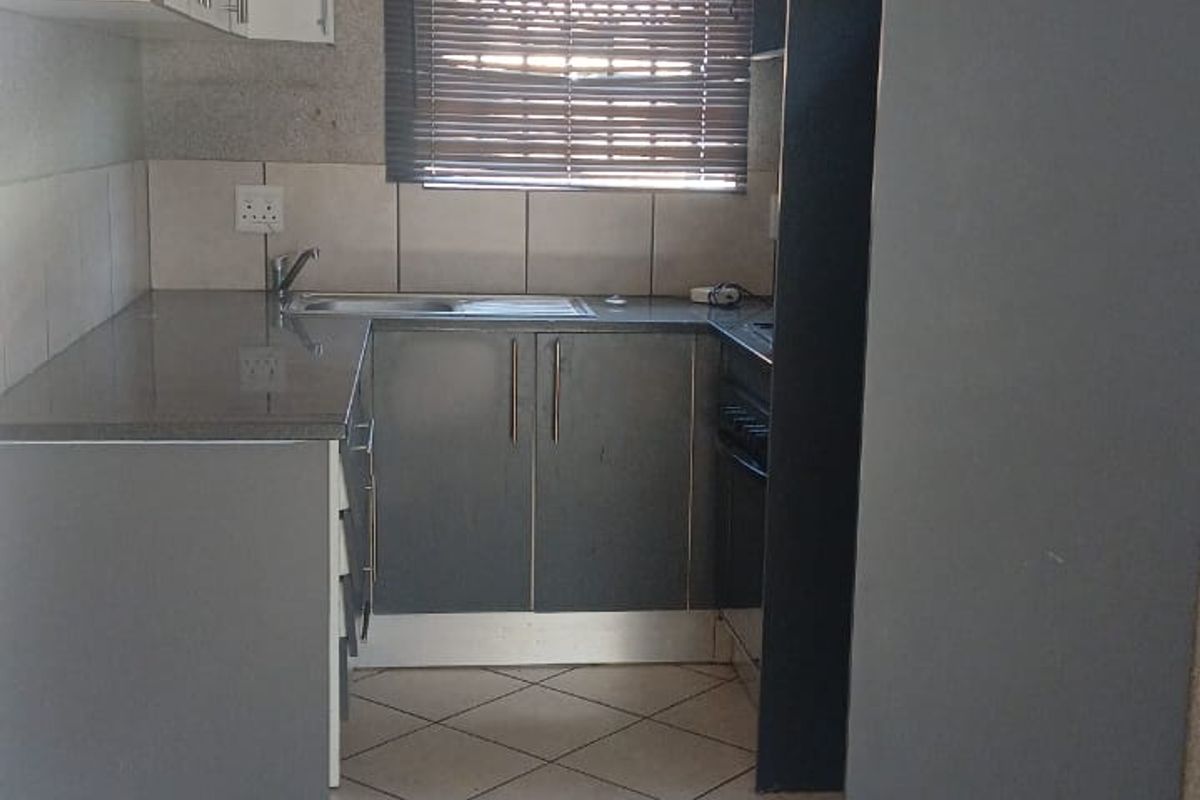 Stylish 3-Bedroom Duplex in Secure Lemonwood Estate – Modern Living at Its Best! - Photo 2