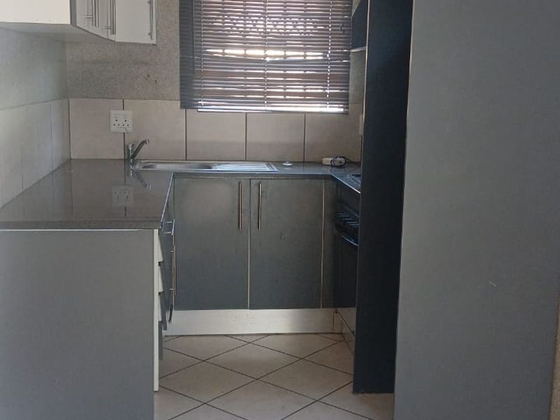 Stylish 3-Bedroom Duplex in Secure Lemonwood Estate – Modern Living at Its Best! - Photo 2