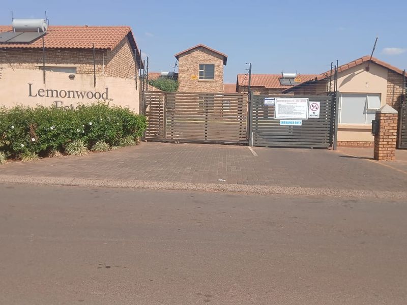 Stylish 3-Bedroom Duplex in Secure Lemonwood Estate – Modern Living at Its Best! - Photo 4