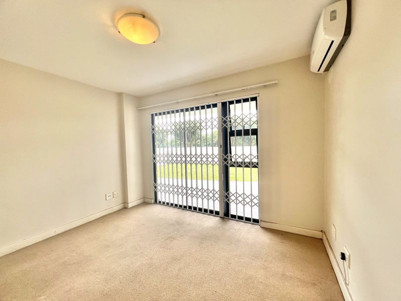 Morningside, 2 Bedroom Flat, 2 Parking for Sale - Photo 10