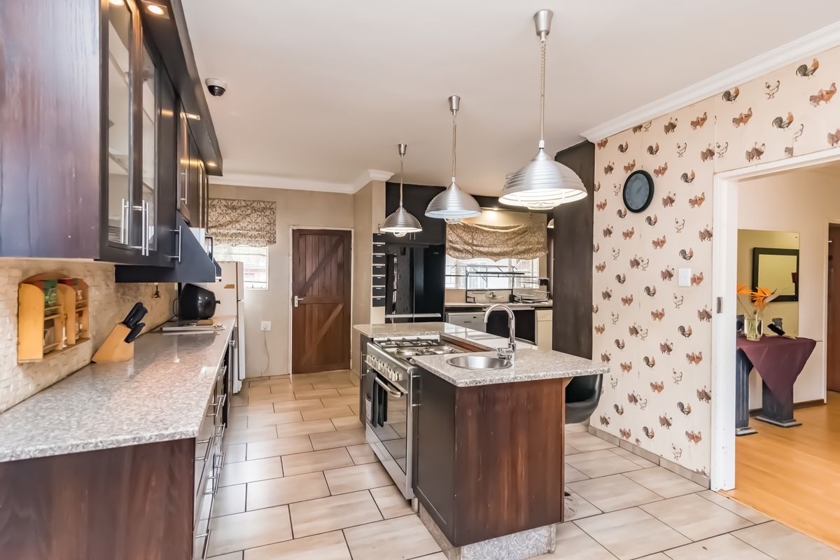 Corner Stand with Space, Style & A Splash of Something Extra - Photo 4