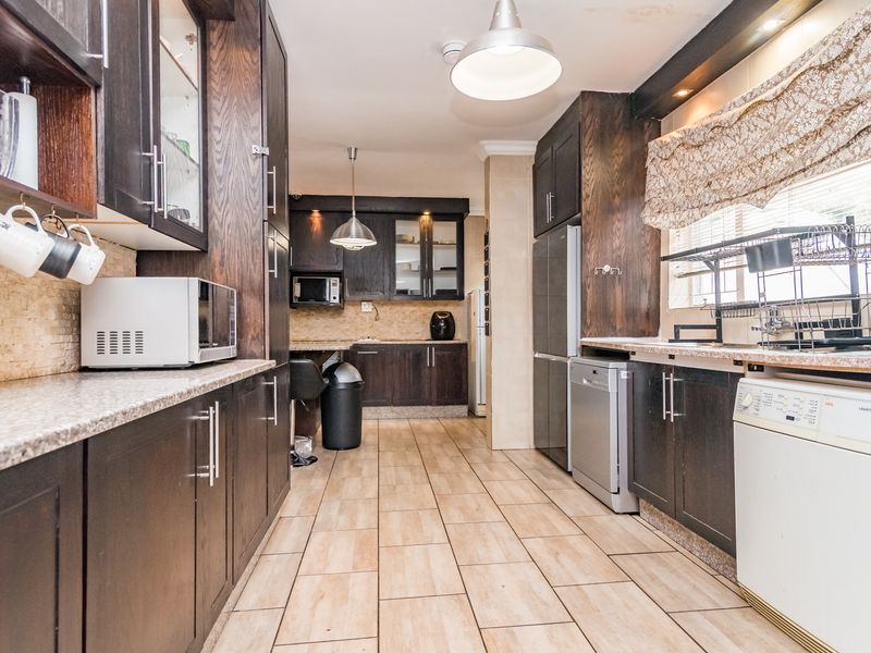 Corner Stand with Space, Style & A Splash of Something Extra - Photo 6