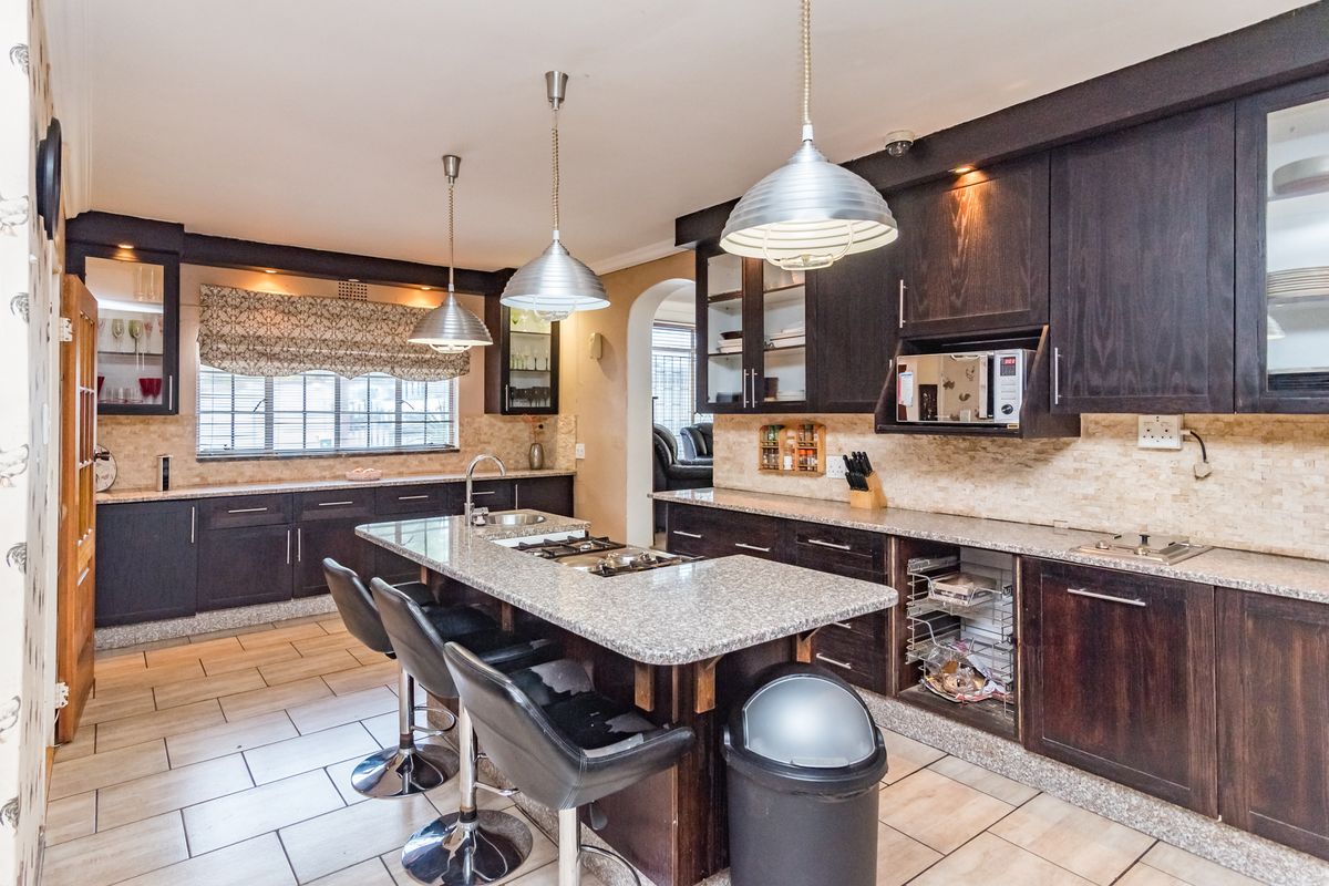 Corner Stand with Space, Style & A Splash of Something Extra - Photo 2