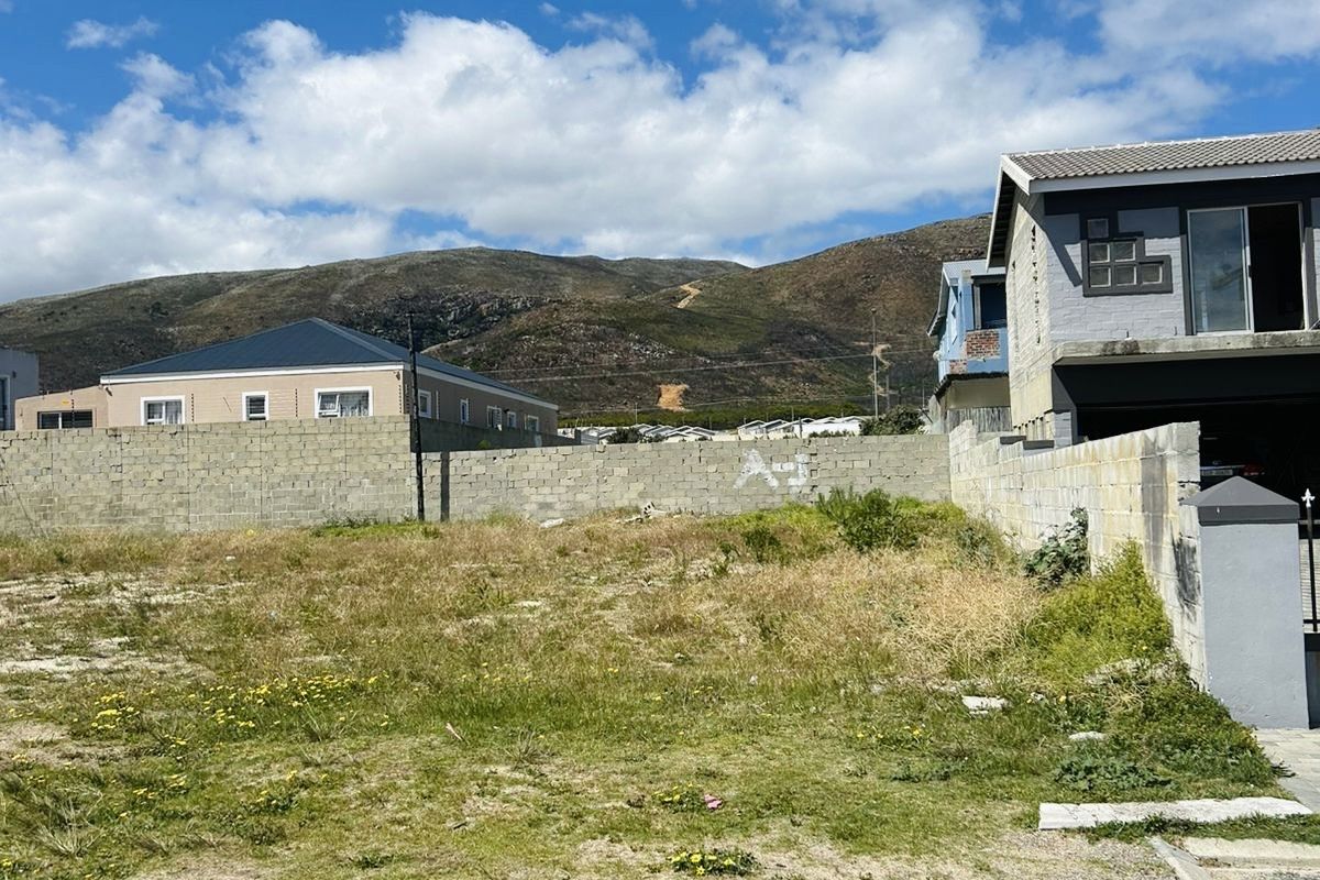 Coastal Charm Awaits – Vacant Stand in Hawston - Photo 3