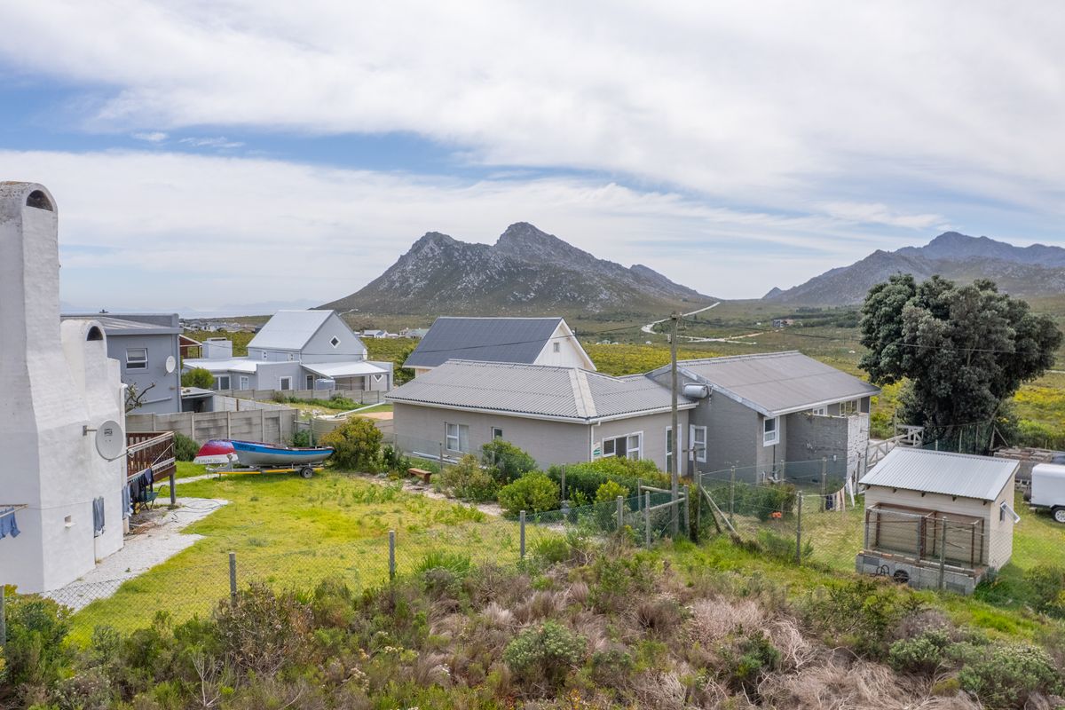 Layers of Mountain Magic: Well-Priced Plot For Sale in Pringle Bay - Photo 4