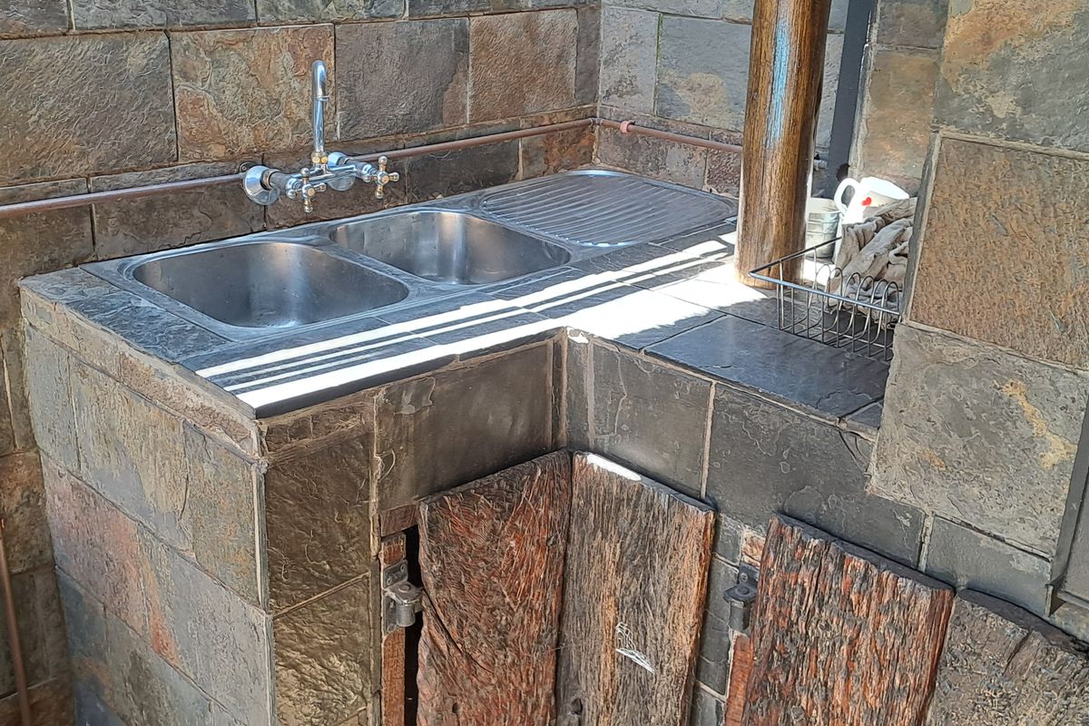 Looking for modern comfort living ssecurely - Photo 5