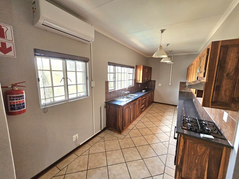 Apartment For Sale In Louis Trichardt - Photo 10
