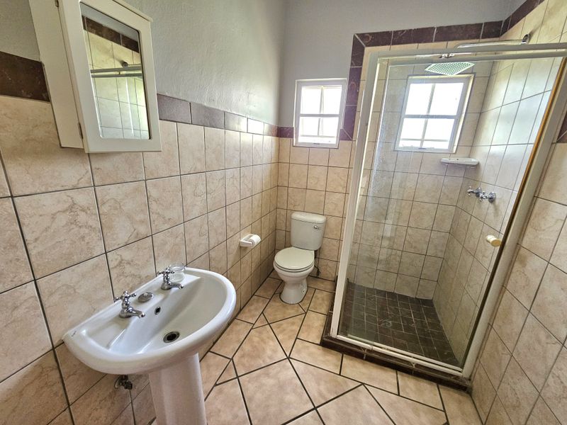 Apartment For Sale In Louis Trichardt - Photo 6
