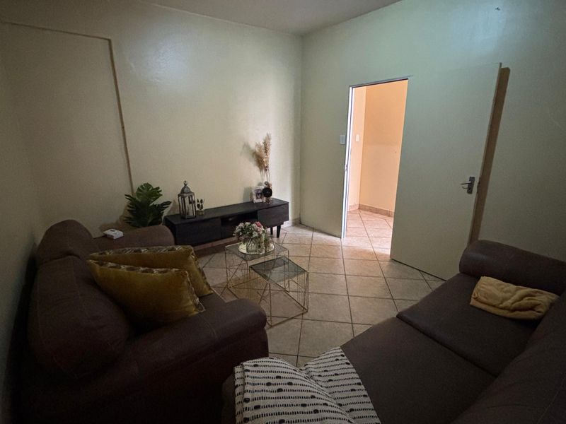 Neat, Spacious, A Steal for This Unit, plus Prime Location - Photo 3