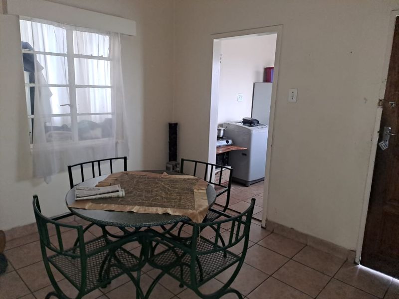 Well Priced Apartment - Gret Value For Your Money! - Photo 3