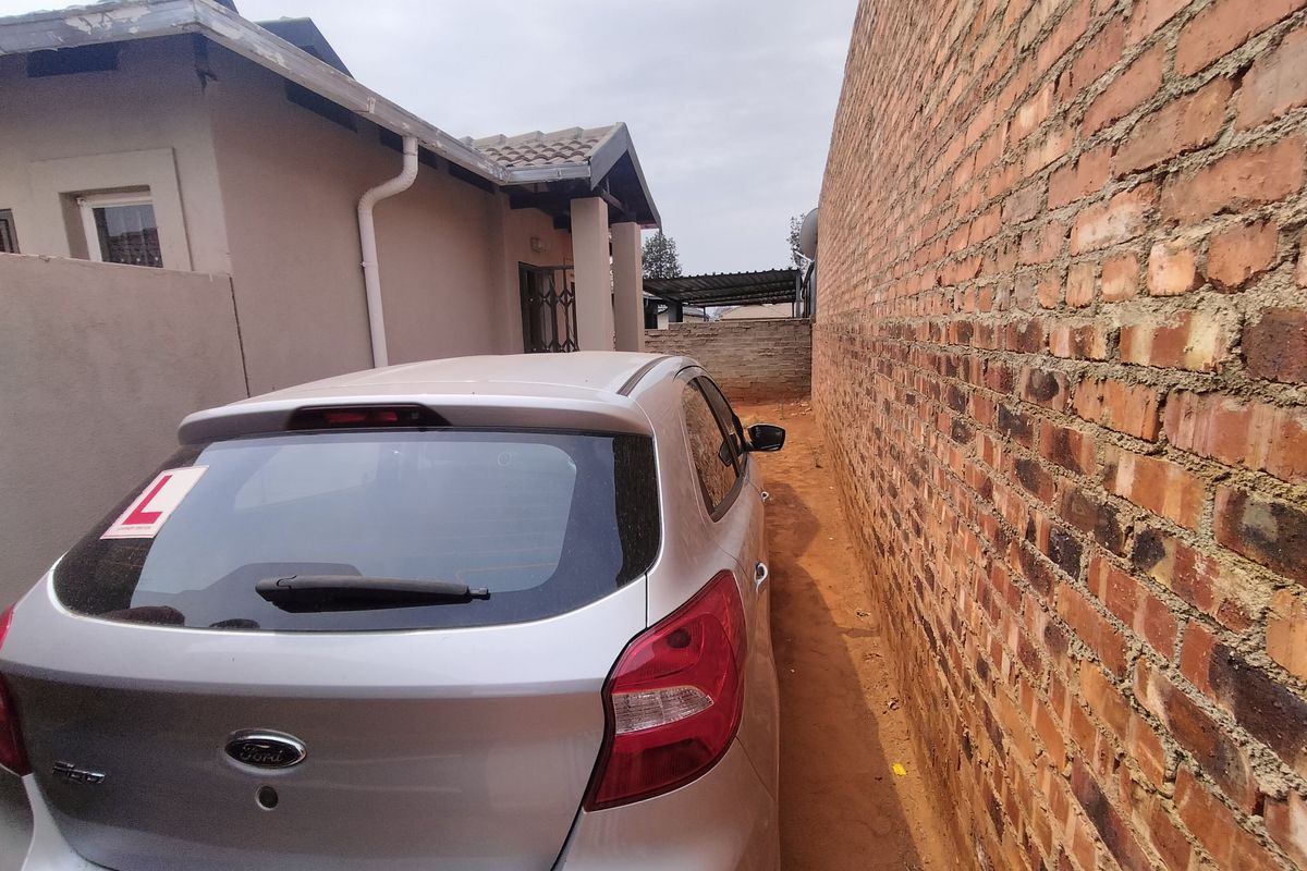 Perfect First-Time Buyer Opportunity in Amandasig - Photo 2