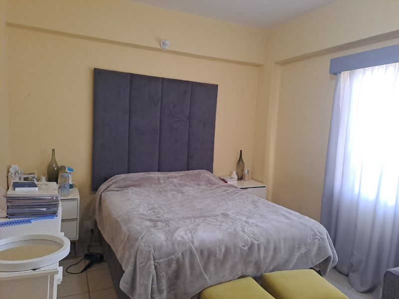 Invest or Own - Photo 7