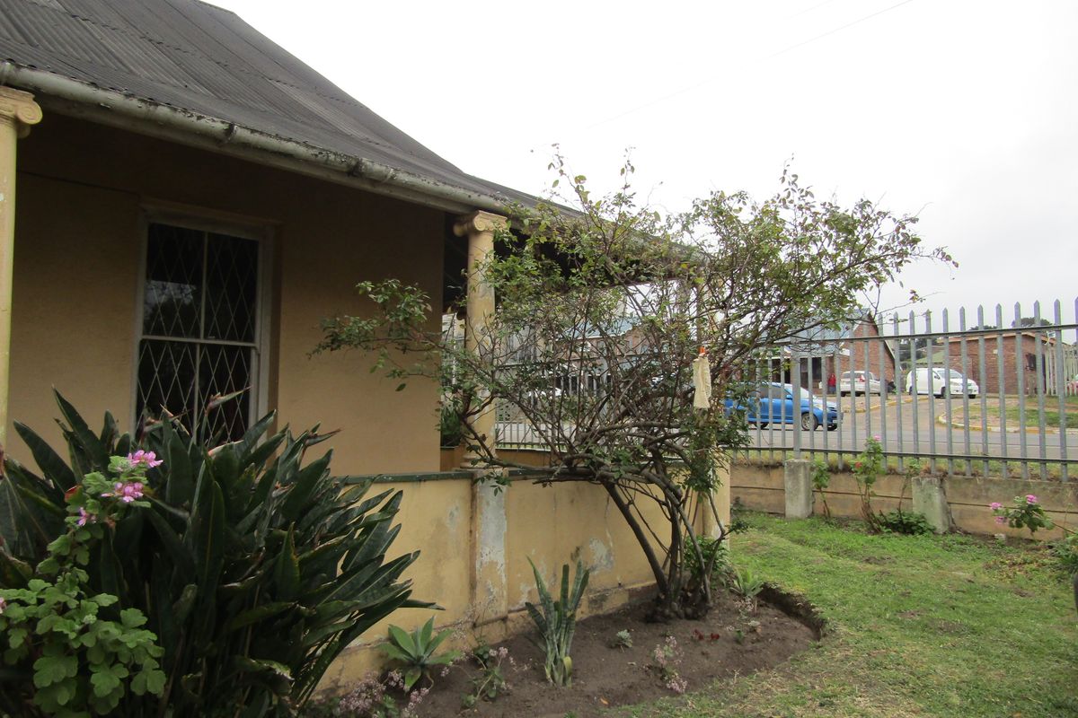 A Home Steeped in Character and Potential - Photo 3