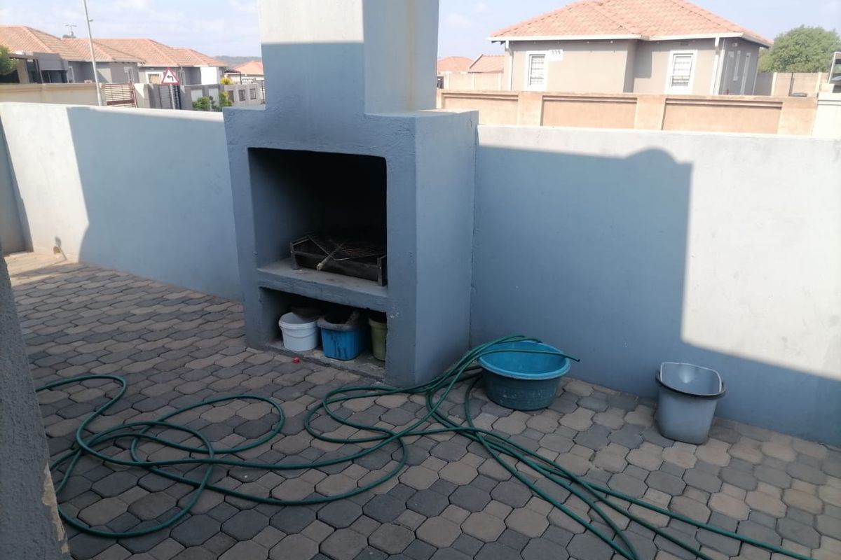 Discover a beautiful  House in Lotus ,Pretoria west - Photo 4