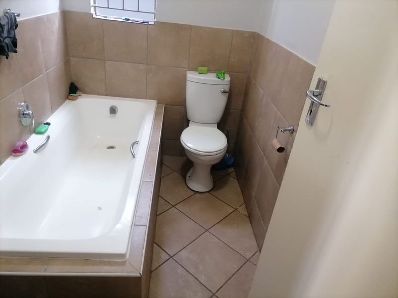 Discover a beautiful  House in Lotus ,Pretoria west - Photo 8