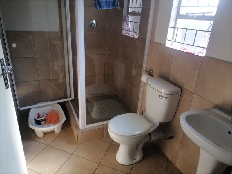 Discover a beautiful  House in Lotus ,Pretoria west - Photo 9
