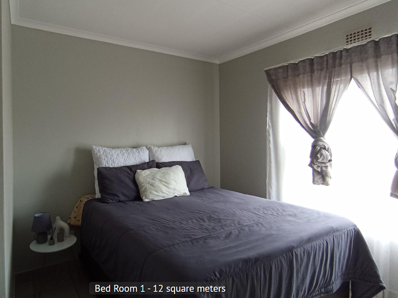 Stunning 2-bedroom apartment for sale in La Montagne, Pretoria—perfect blend of comfort and style! - Photo 6