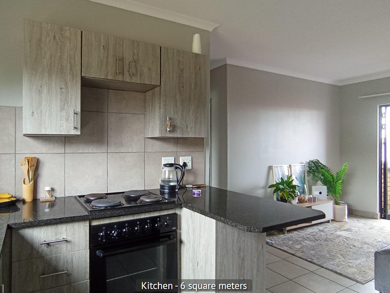 Stunning 2-bedroom apartment for sale in La Montagne, Pretoria—perfect blend of comfort and style! - Photo 4