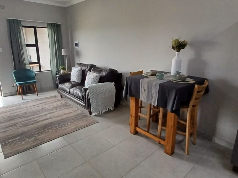 Brand-New, Ultra-Modern 2-Bedroom Unit – Terra Nova - Photo 4