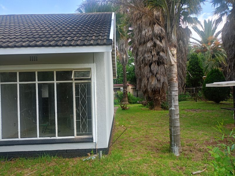 Renovation in progress -The perfect family home for your start up family - Photo 4