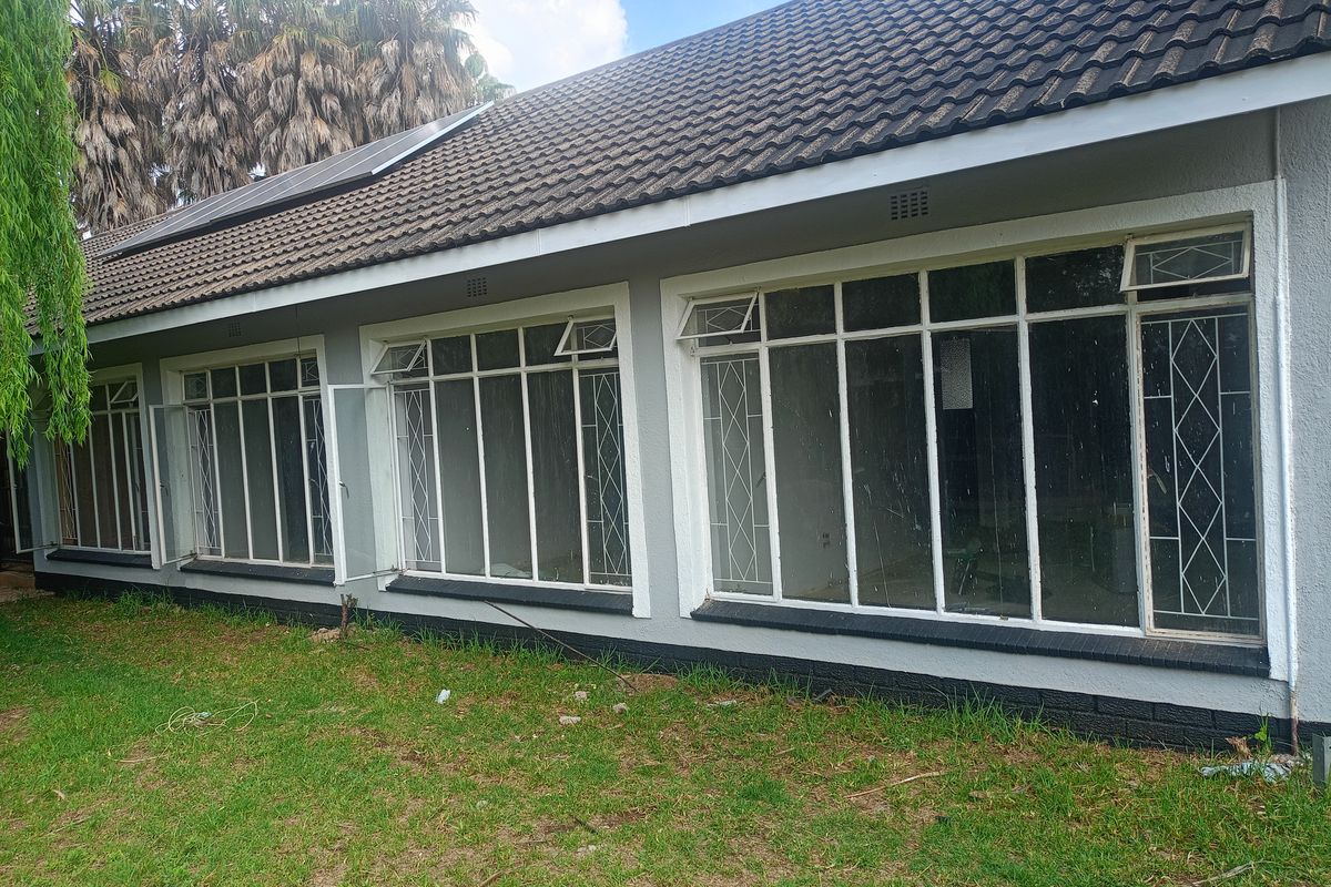 Renovation in progress -The perfect family home for your start up family - Photo 3