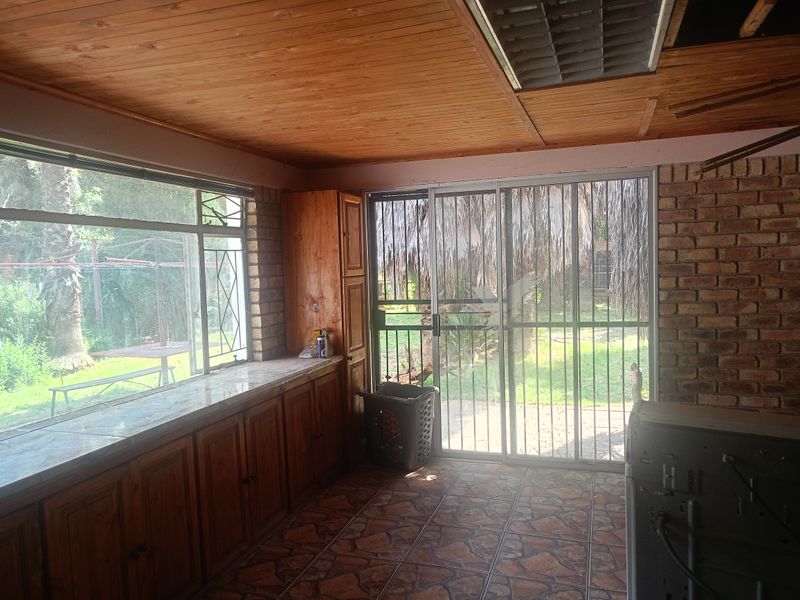 Renovation in progress -The perfect family home for your start up family - Photo 7