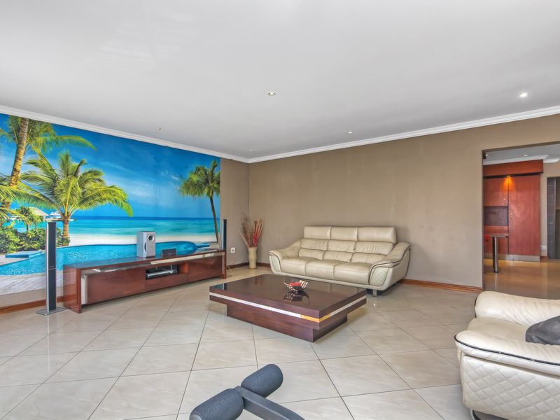 Opportunity Awaits: Transform This Fixer-Upper into Your Dream Home - Photo 10