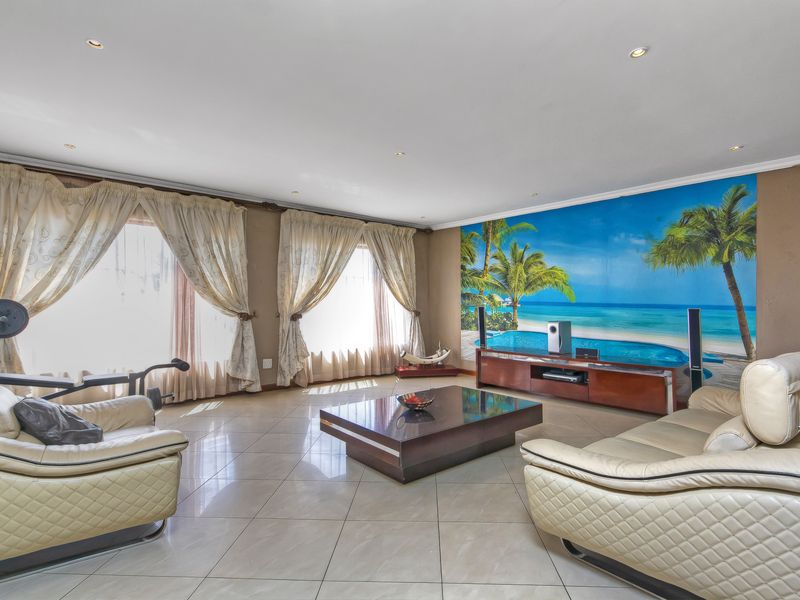 Opportunity Awaits: Transform This Fixer-Upper into Your Dream Home - Photo 8