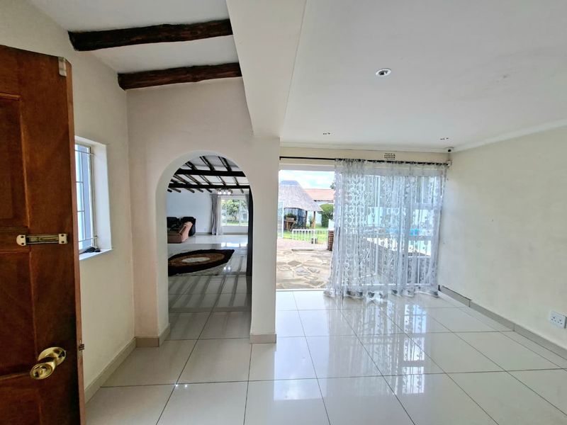 The Ultimate "Live-Work-Play" Compound | Gallo Manor Sanctuary - Photo 9