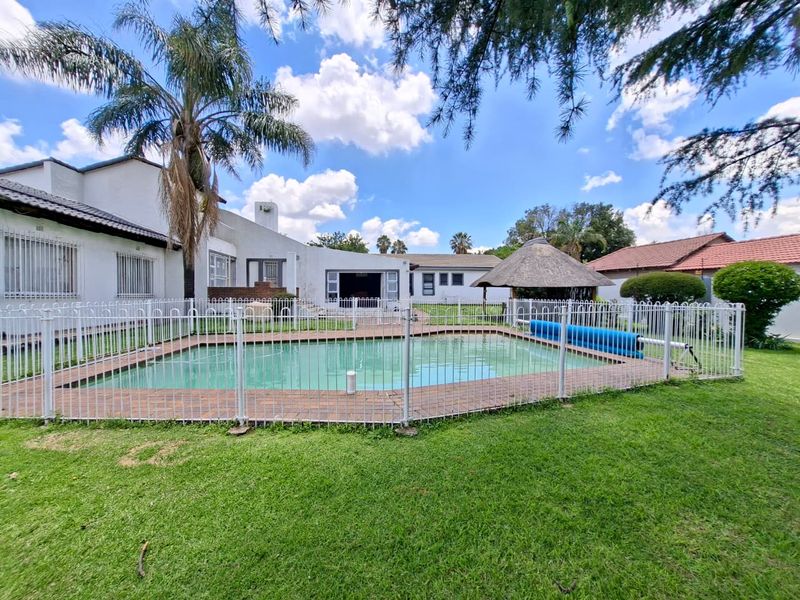 The Ultimate "Live-Work-Play" Compound | Gallo Manor Sanctuary - Photo 2