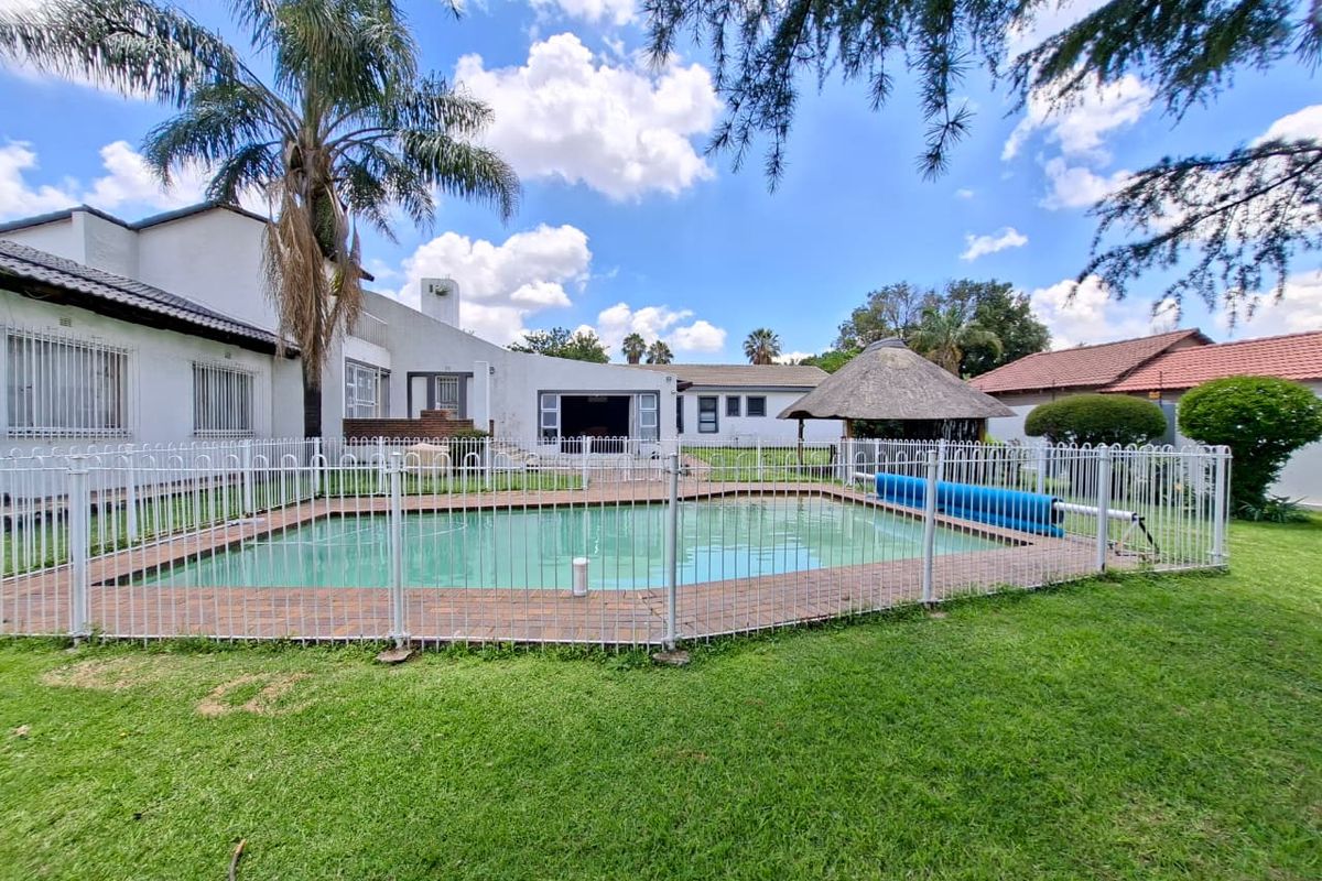 The Ultimate "Live-Work-Play" Compound | Gallo Manor Sanctuary - Photo 2