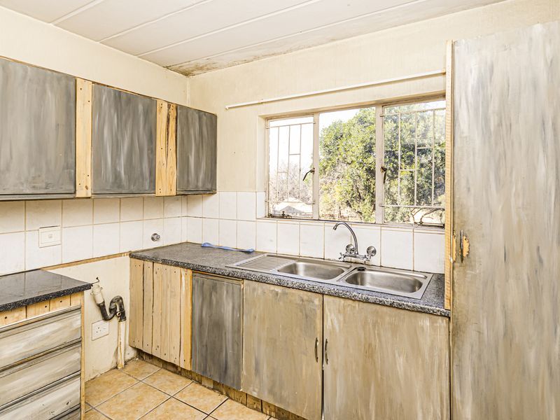 2 Bedroom 2 Bathroom apartment for sale in die Hoewes - Photo 8