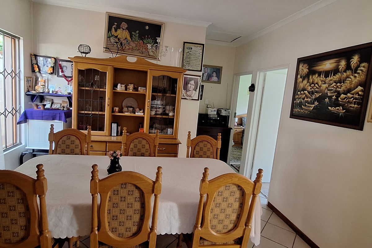 Spacious, beautiful and well maintained garden- Your Perfect Home Awaits! - Photo 3