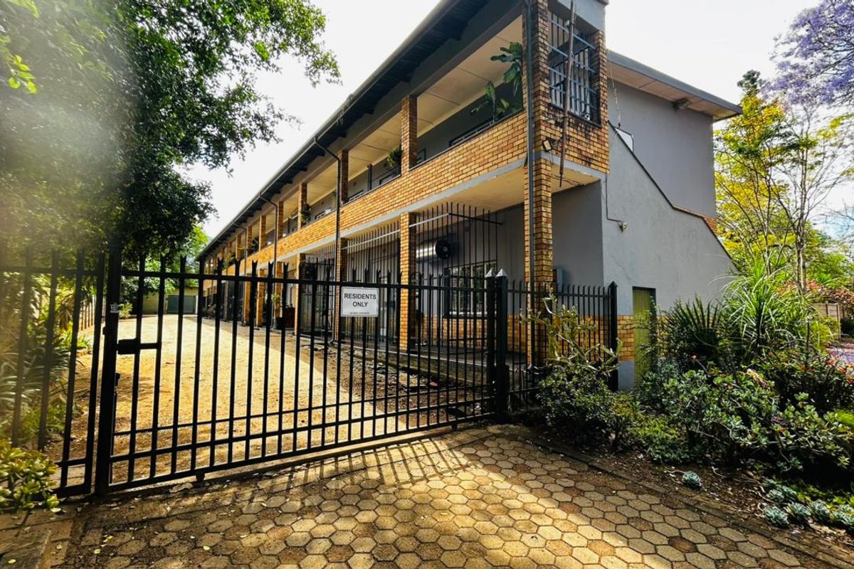 Charming 2-Bedroom flat for sale Louis Trichardt - Photo 2