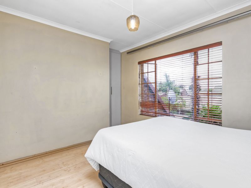 Midrand Ridge – Modern 2 Bedroom Duplex Townhouse with Private Garden - Photo 9