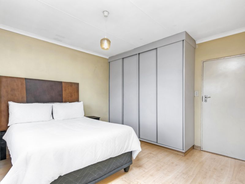 Midrand Ridge – Modern 2 Bedroom Duplex Townhouse with Private Garden - Photo 8