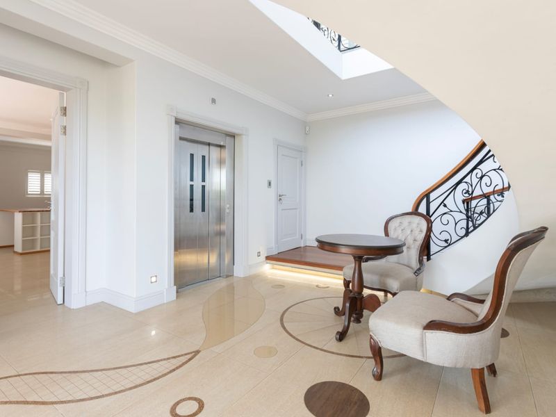 LUXURY WITHOUT COMPROMISE - Photo 2