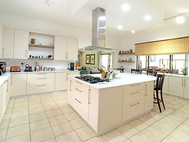 Secluded on a Prime Corner Stand! - Photo 4