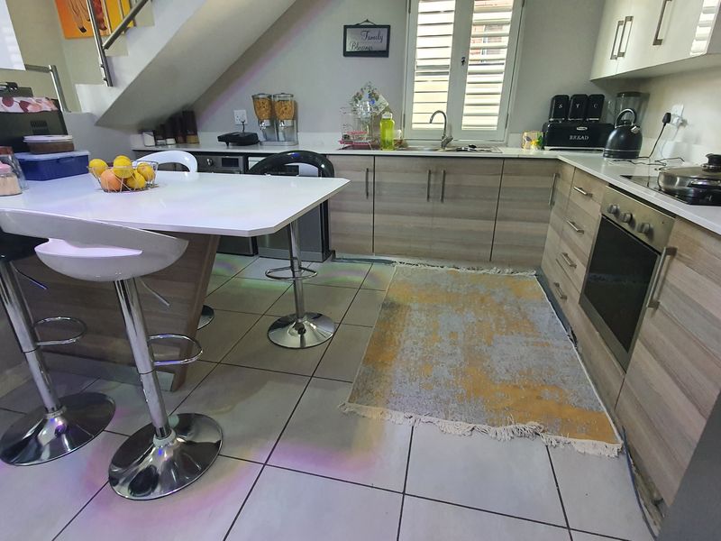 The perfect family home - Photo 5