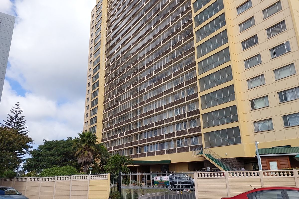 2 Bedroom Apartment for Sale in Townsend Estate, Goodwood - Photo 2