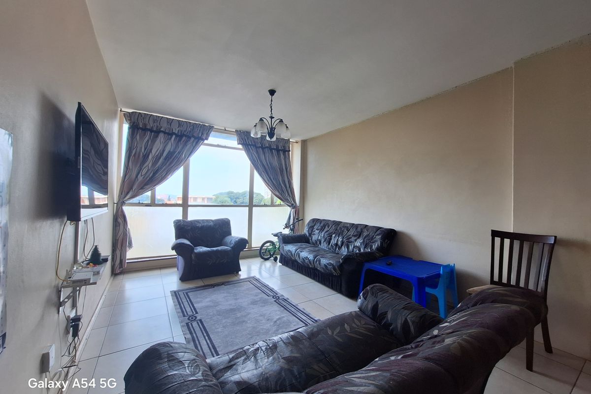 Perfect Opportunity for First-Time Buyers or Investors - Photo 2