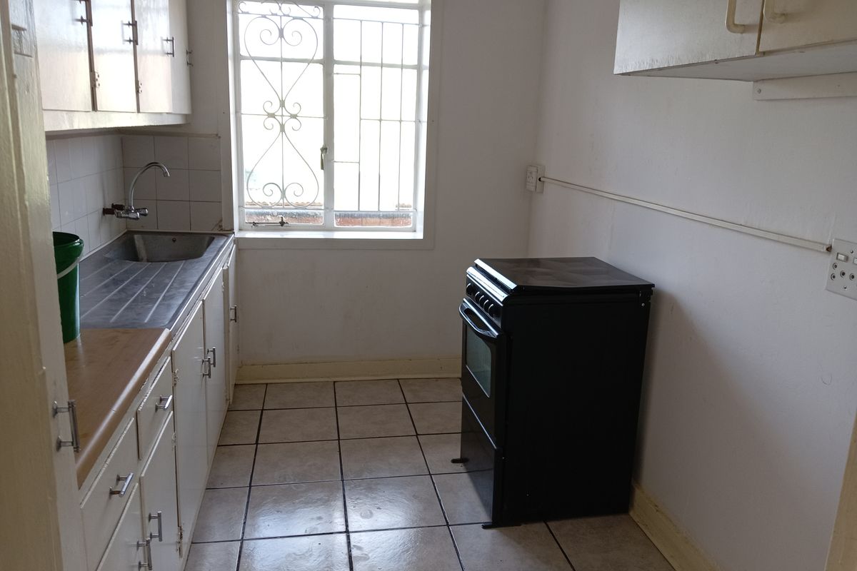 Flat Rental Monthly In Johannesburg - Photo 2