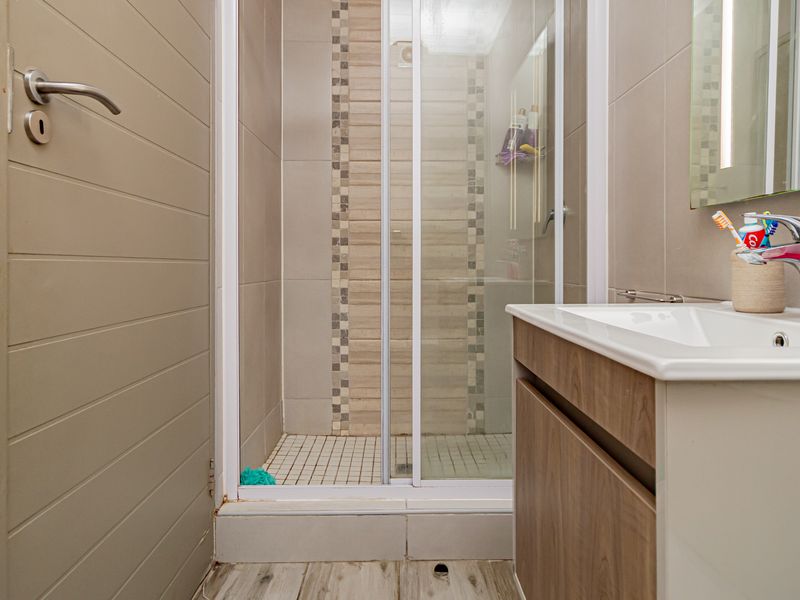 Perfect Lock-Up-and-Go - Photo 9