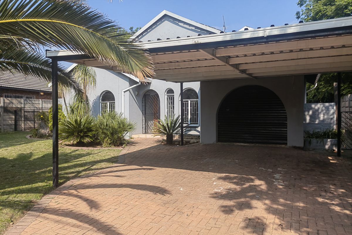 Family starter home in the heart of Ferryvale - Photo 3