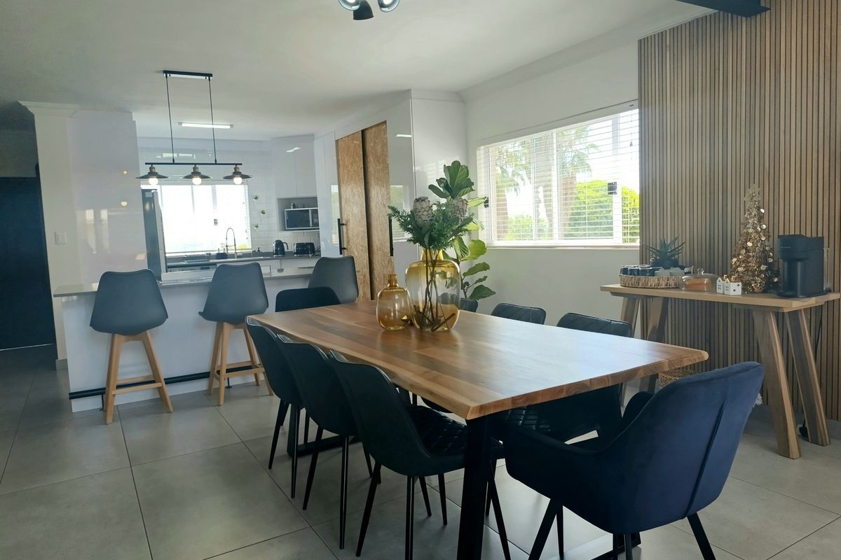 Your Dream Penthouse - Photo 2