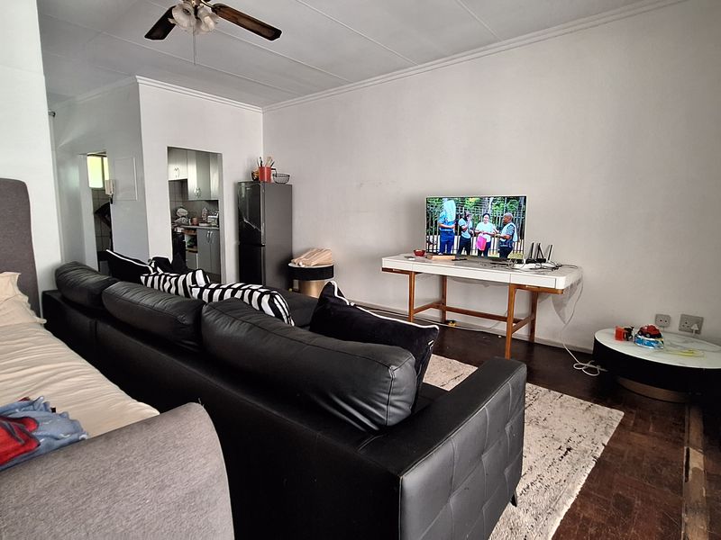 High‐Demand Two‐Bedroom Opportunity In Prime Location - Photo 3